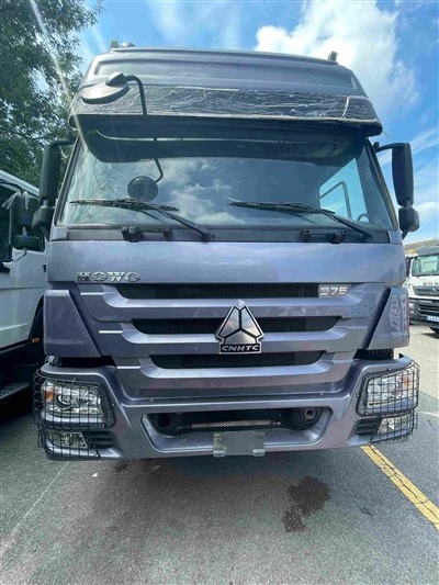 中国グレー HOWO 8x4 ボックス トラック メーカー